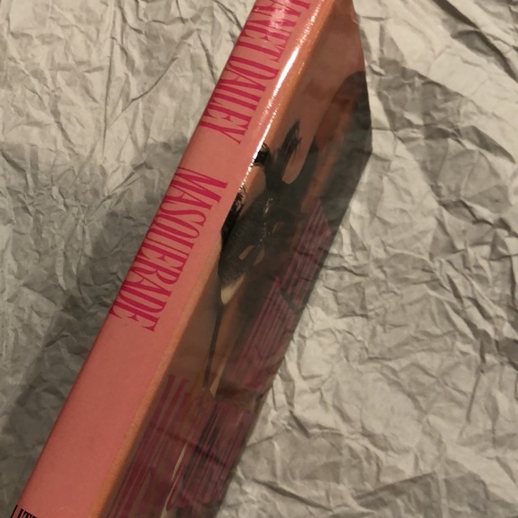 ⭐️3 for $15⭐️ Hardcover | Masquerade by Janet Dailey - Picture 3 of 4